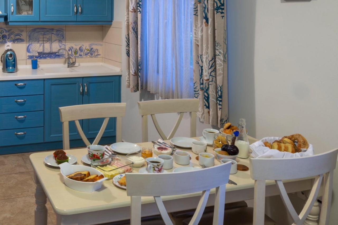 Nautilus Luxury Suites Galaxídhion Buitenkant foto