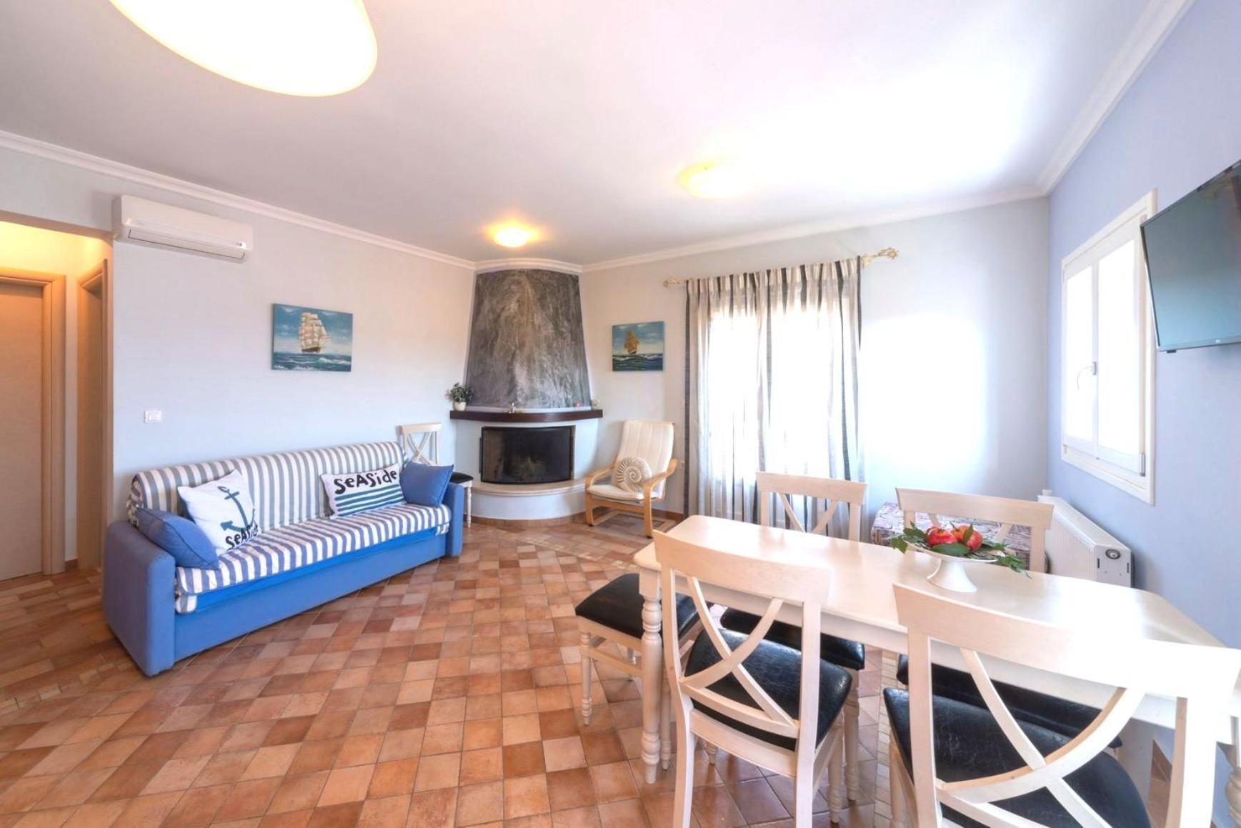 Nautilus Luxury Suites Galaxídhion Buitenkant foto