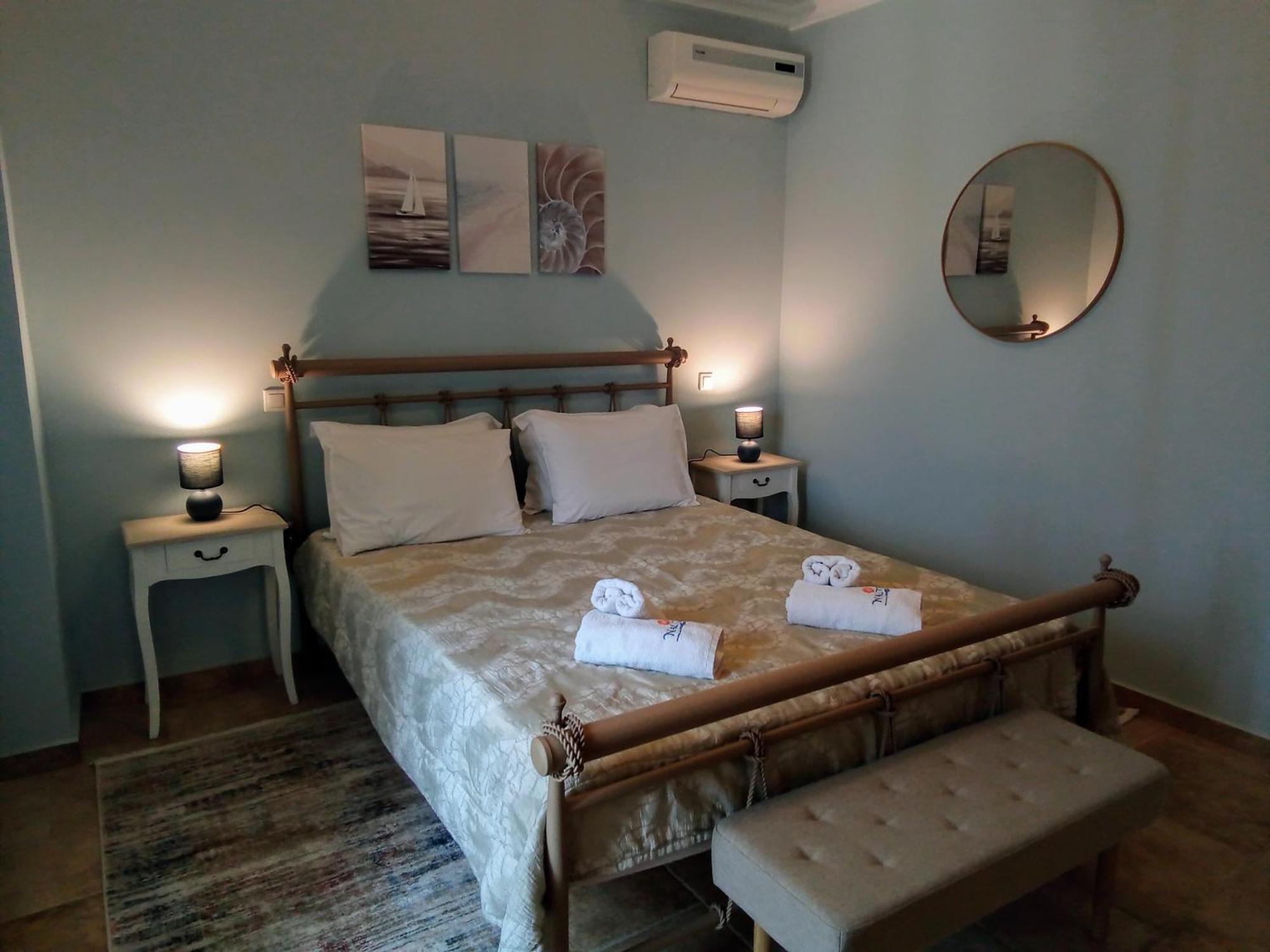 Nautilus Luxury Suites Galaxídhion Kamer foto