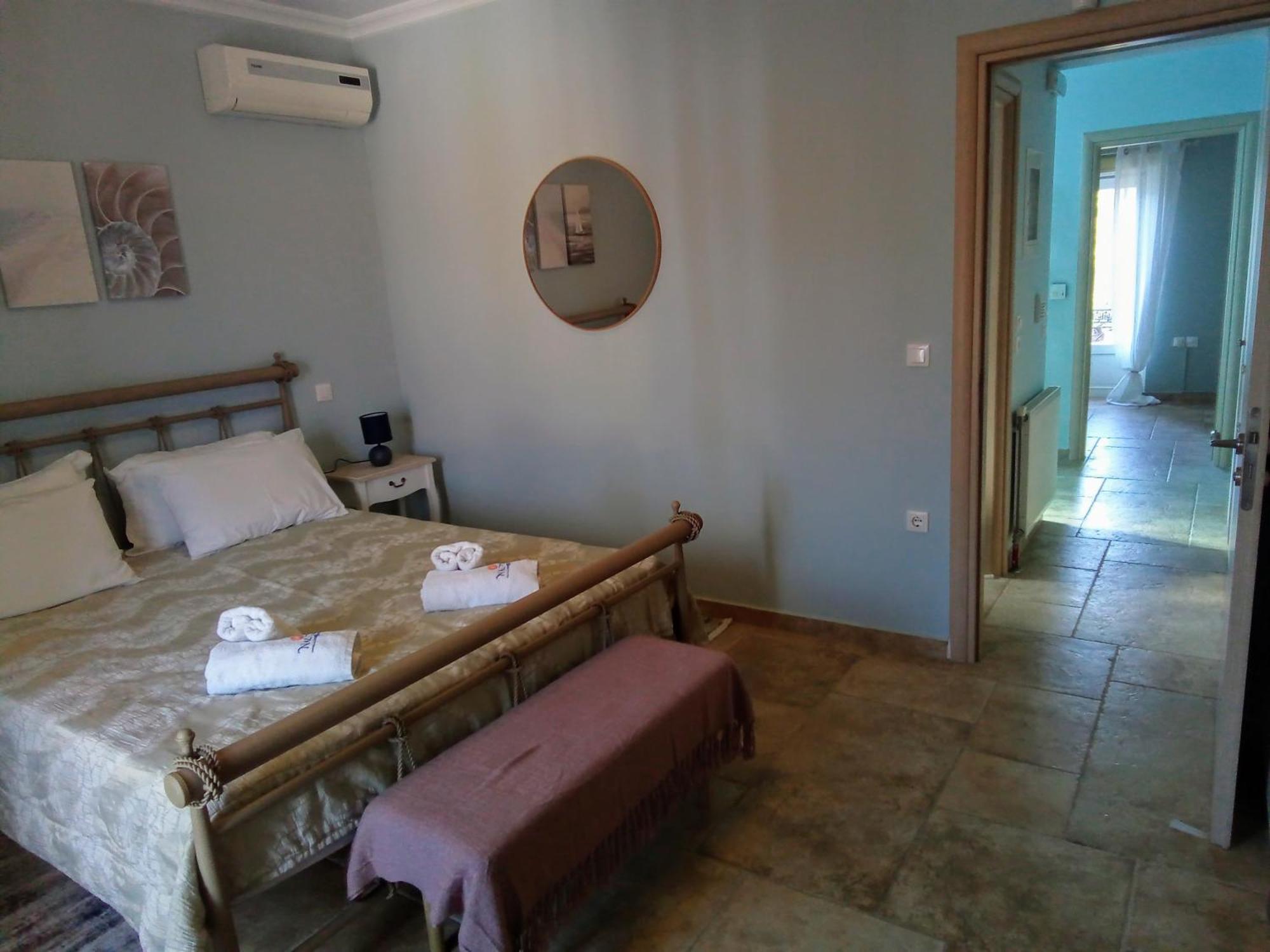 Nautilus Luxury Suites Galaxídhion Kamer foto